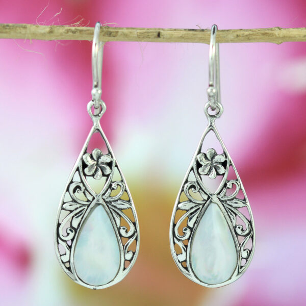 Anting Perak Bun Shell Tetes E955