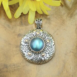 Liontin Mutiara Cantik Bali