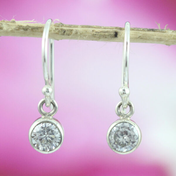 Anting Perak Kecil Permata Zirconia Bulat E1136