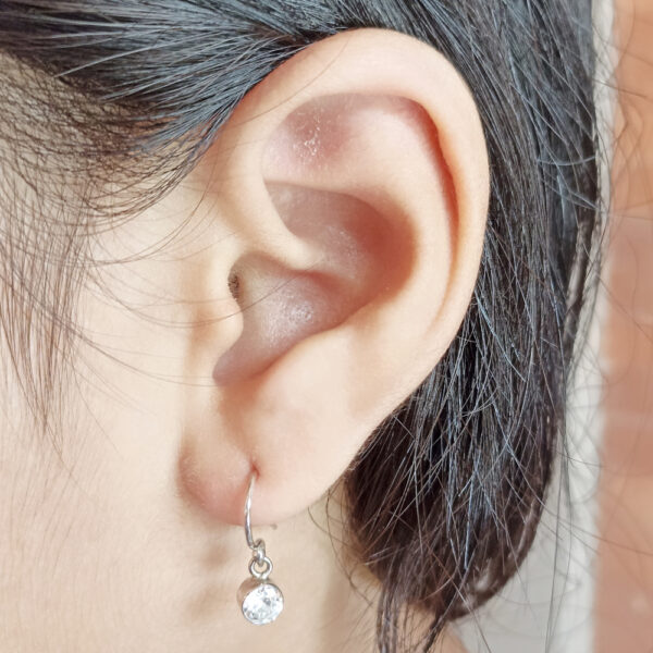 Anting Perak Kecil Permata Zirconia Bulat E1136
